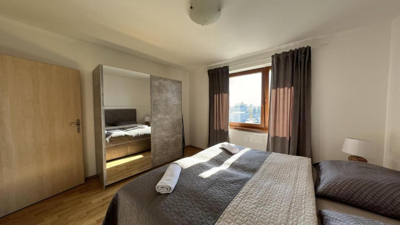 2 Room Apartment - V Blizkosti Nizkych Tatier 406, Apartmany Liptov Liptovský Mikuláš Eksteriør bilde